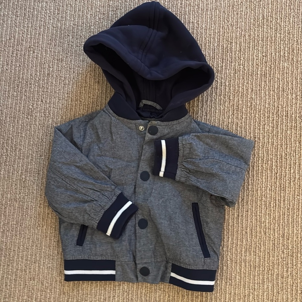 Carter’s hooded jacket